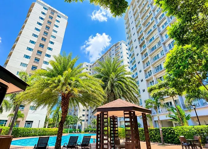 Paradise Staycation At South 4* Manila