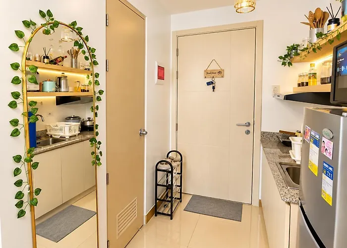 Paradise Staycation At South Aparthotel 4*